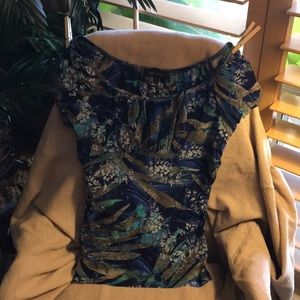 Ladies Karen Kane top